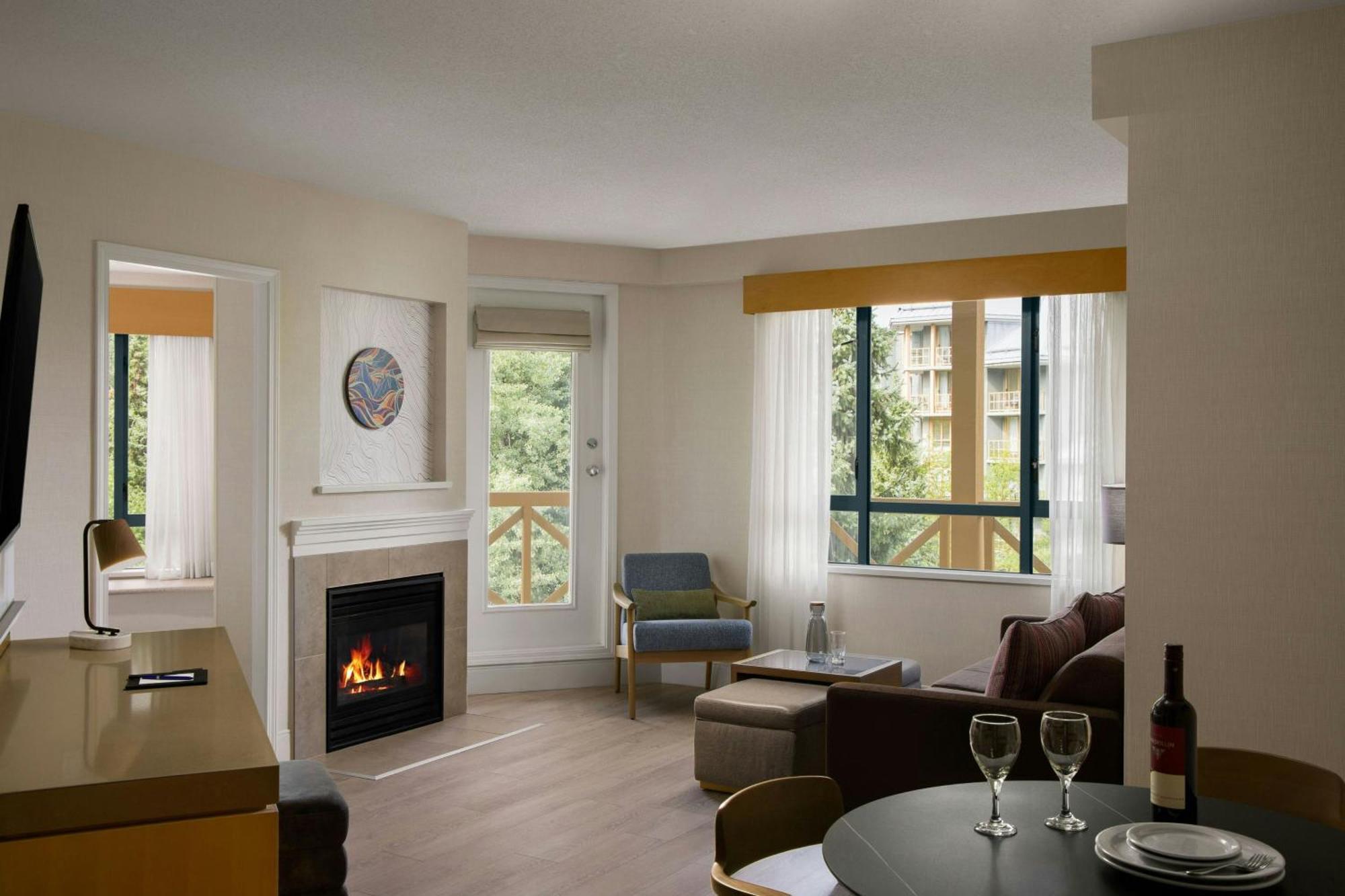 Delta Hotels By Marriott Whistler Village Suites Kültér fotó