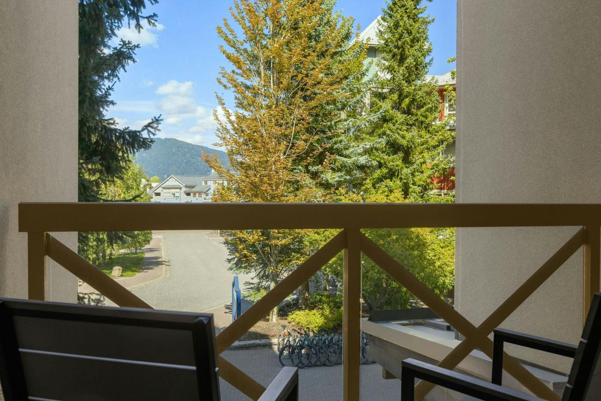 Delta Hotels By Marriott Whistler Village Suites Kültér fotó