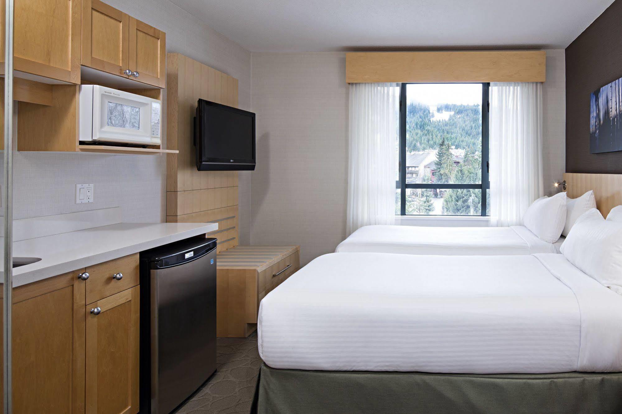 Delta Hotels By Marriott Whistler Village Suites Kültér fotó